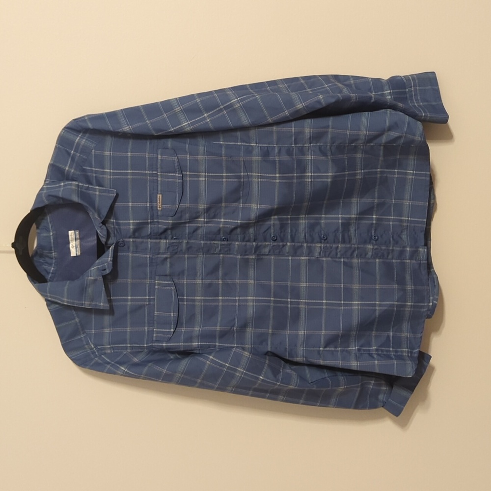 Women's Columbia Omni shade shirt